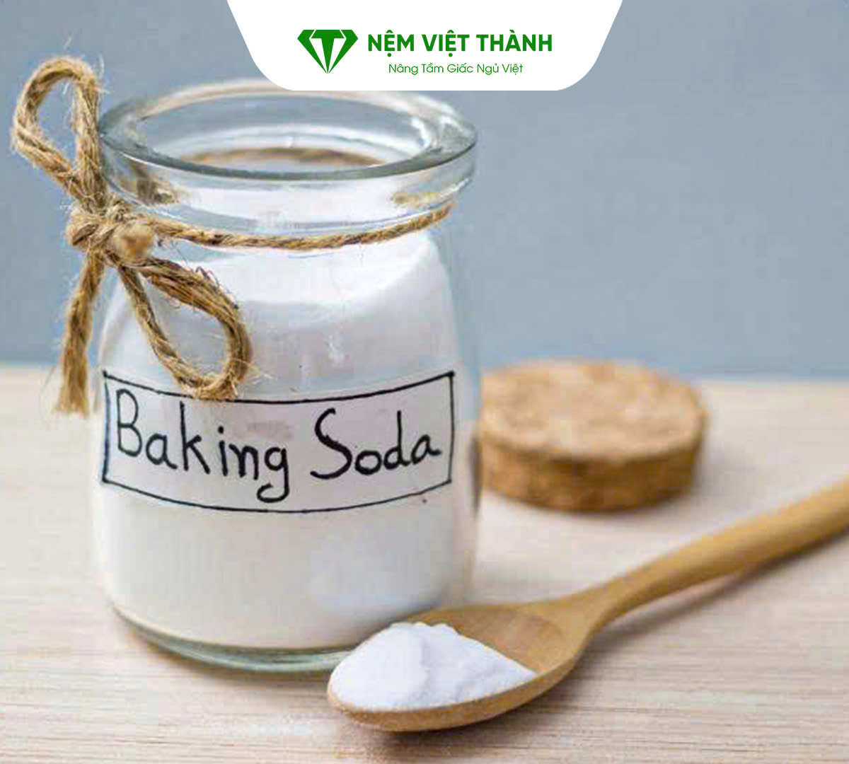 Baking soda là chất có khả năng tẩy trắng, khử mùi và diệt vi khuẩn hiệu quả