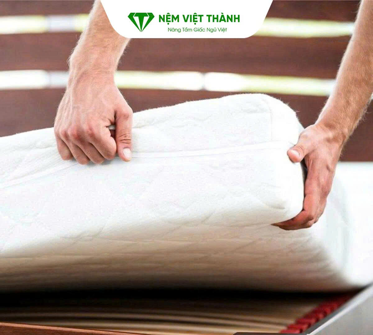 Nên nằm nệm dày hay nệm mỏng để phù hợp với bản thân