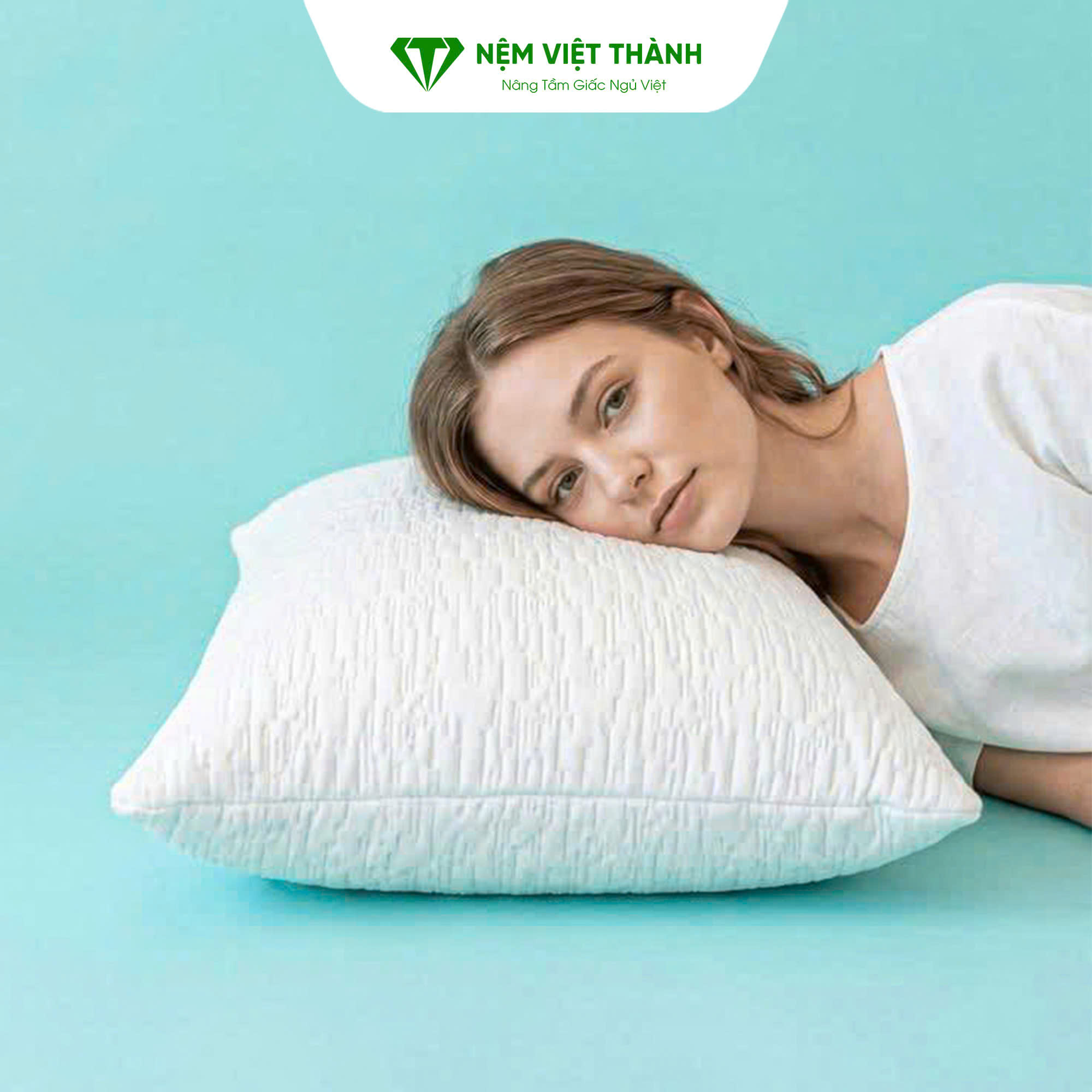 Thóii quen khi ngủ kê gối cao lên có tốt không? Chiều cao của gối ảnh hưởng đến giấc ngủ của bạn rất nhiều