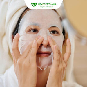 Đắp mặt nạ tự nhiên mỗi đêm giúp cho làn trên mặt của bạn sáng hơn Đắp mặt nạ tự nhiên mỗi đêm giúp cho làn trên mặt của bạn sáng hơn