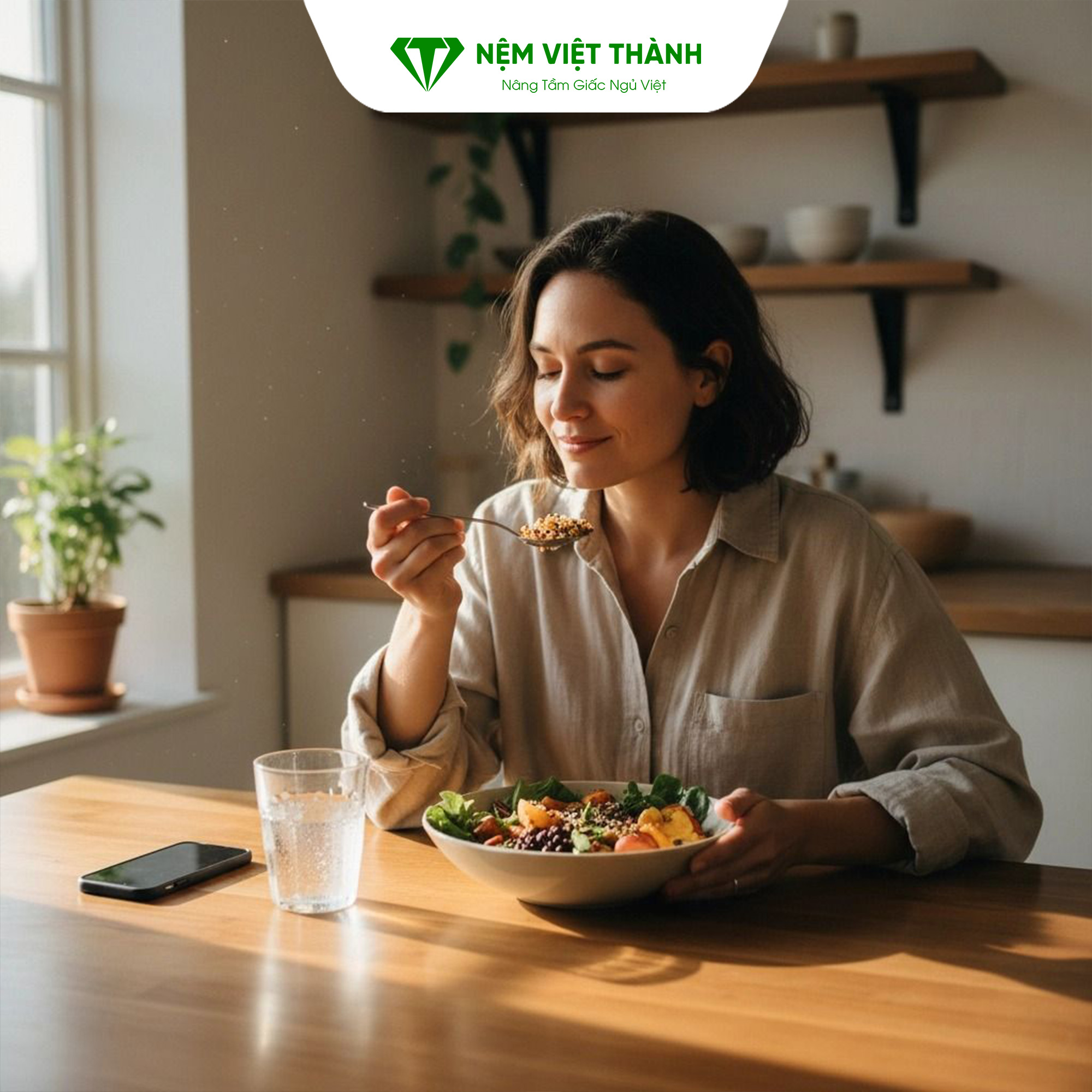 Chế độ ăn uống khoa học giúp hết buồn ngủ và duy trì năng lượng