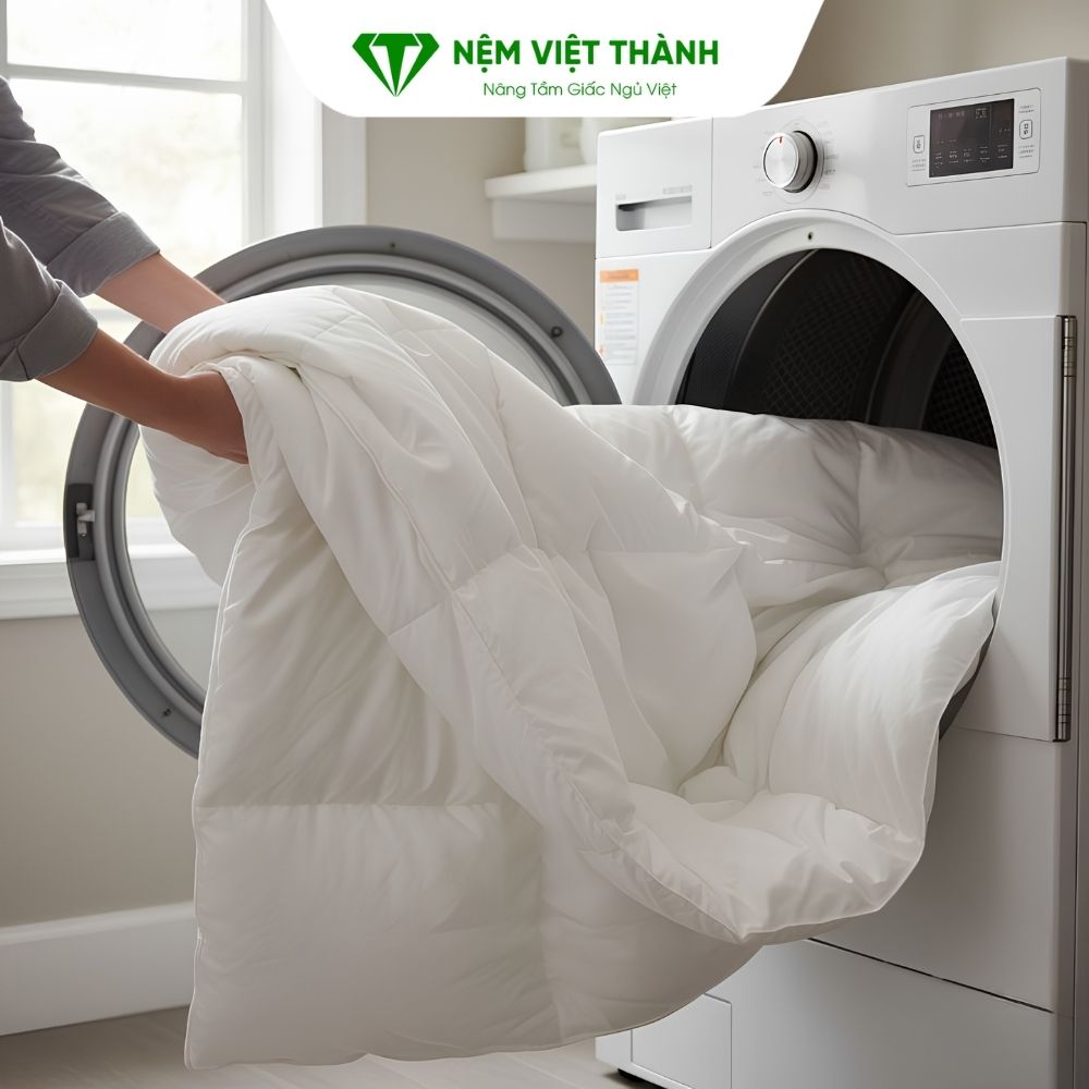 Khi nệm bị hôi bạn cần mang chăn ga gối nệm đi giặt sạch