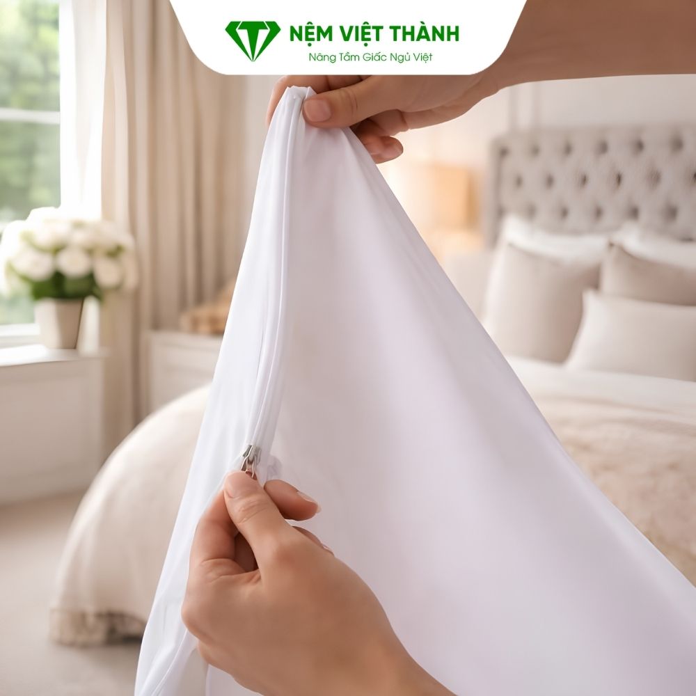 Vệ sinh vỏ gối thường xuyên để tăng tuổi thọ của gối