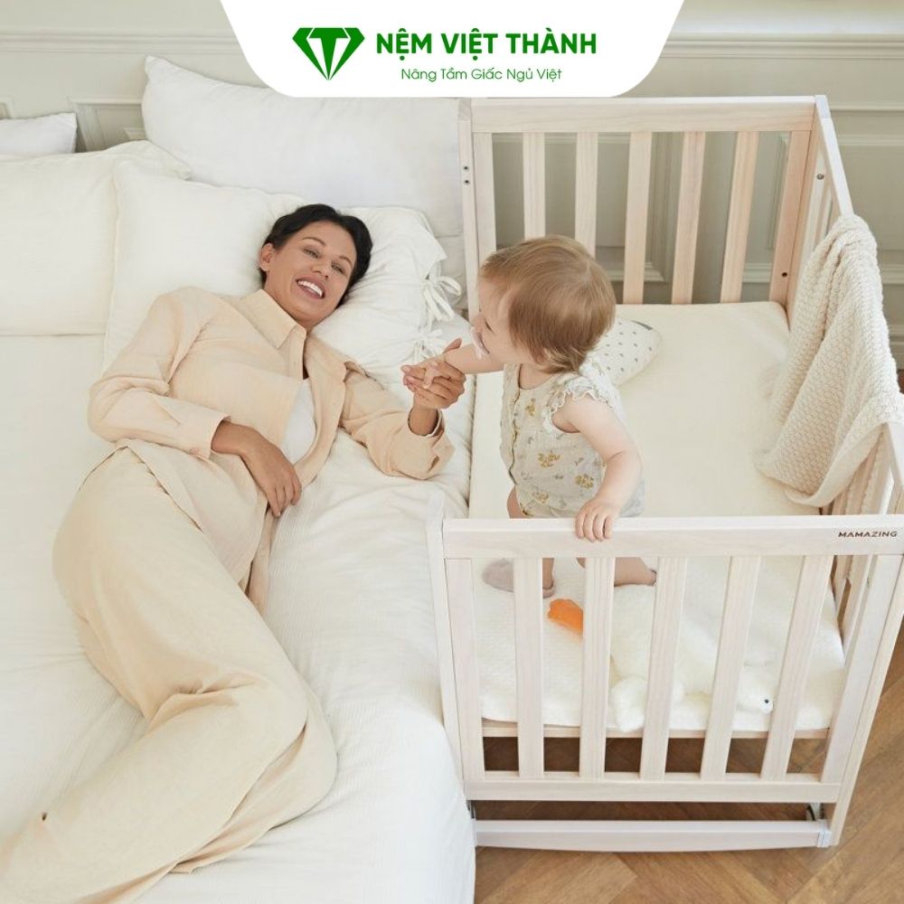 Phụ huynh chọn kích thước nệm trẻ em phù hợp cho bé theo độ tuổi