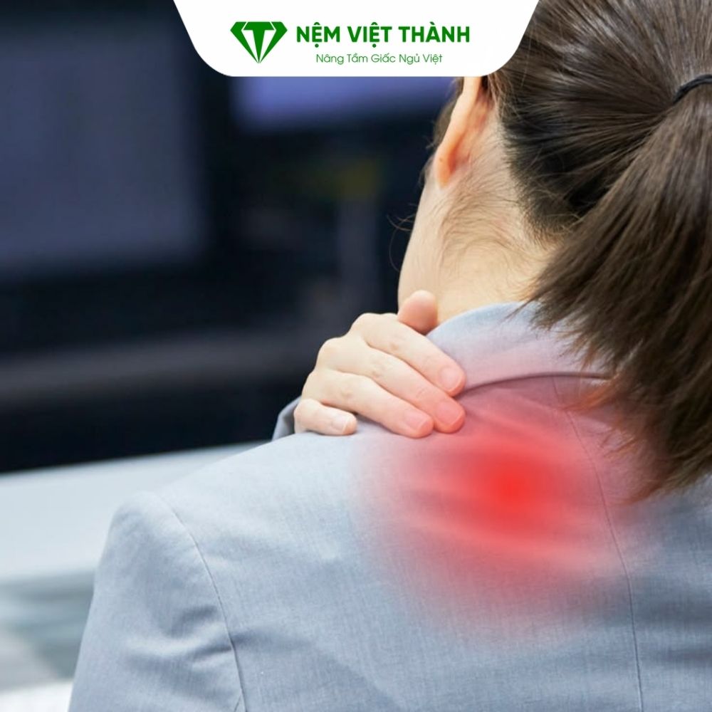 Nằm ngủ không gối giảm tình trạng mỏi cổ và đau lưng