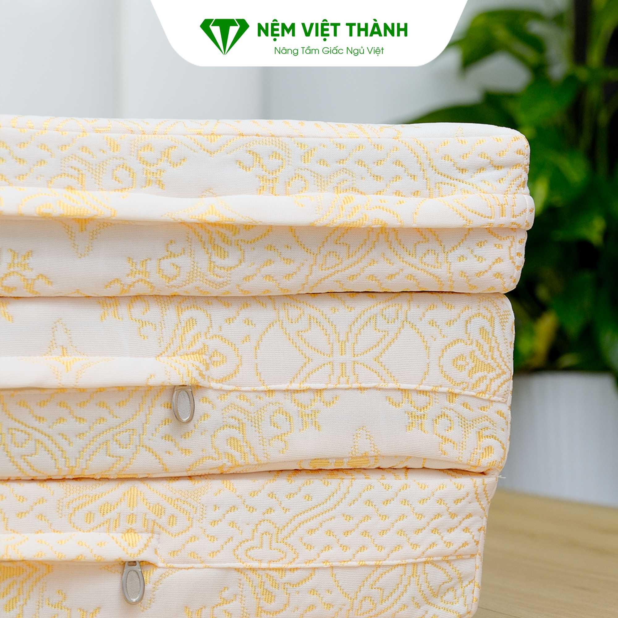 Nệm bông ép 1m4 x 2m với mức giá hợp lý được nhiều gia đình lựa chọn