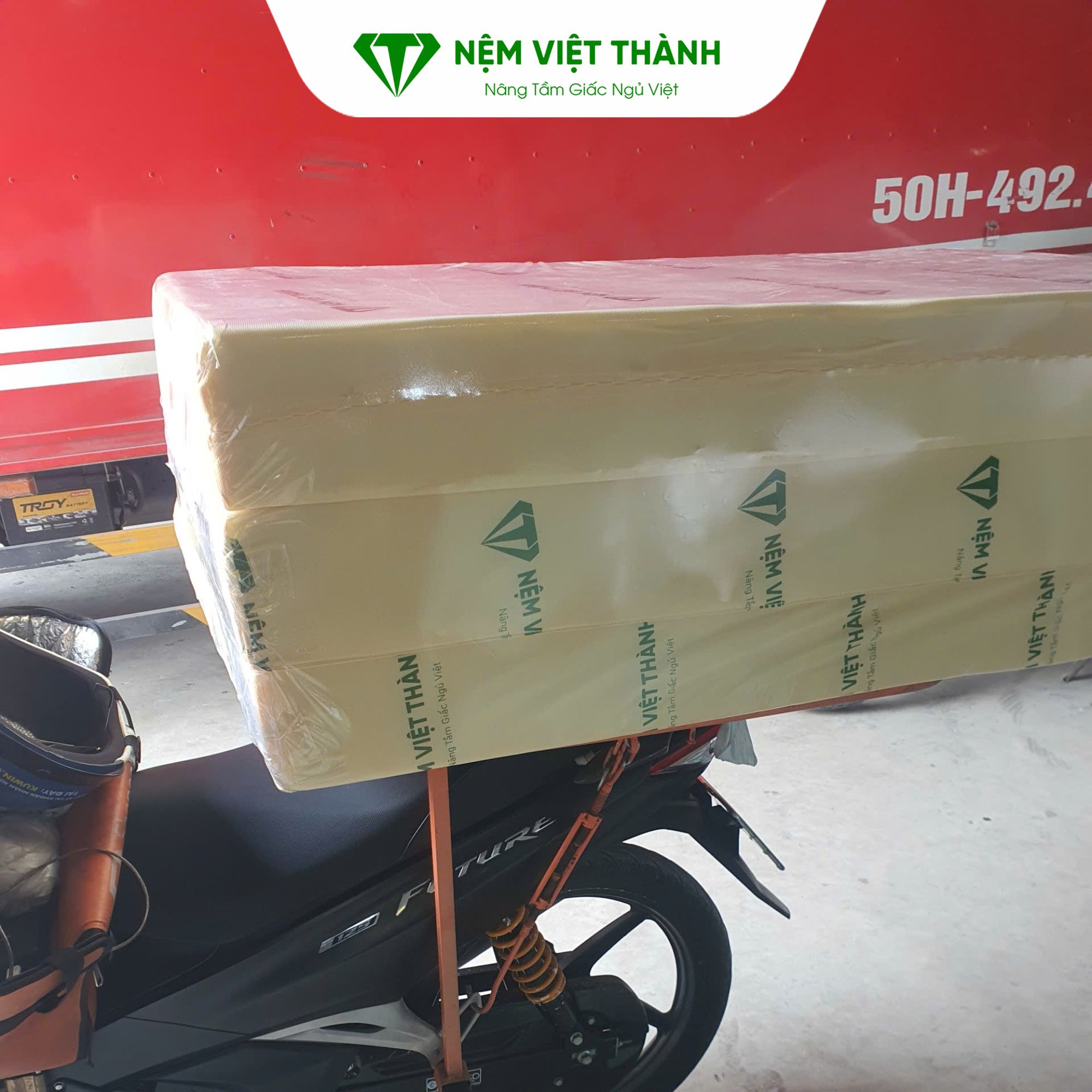 Nệm Foam gấp 3 nhẹ dễ di chuyển và sử dụng Nệm Foam gấp 3 nhẹ dễ di chuyển và sử dụng