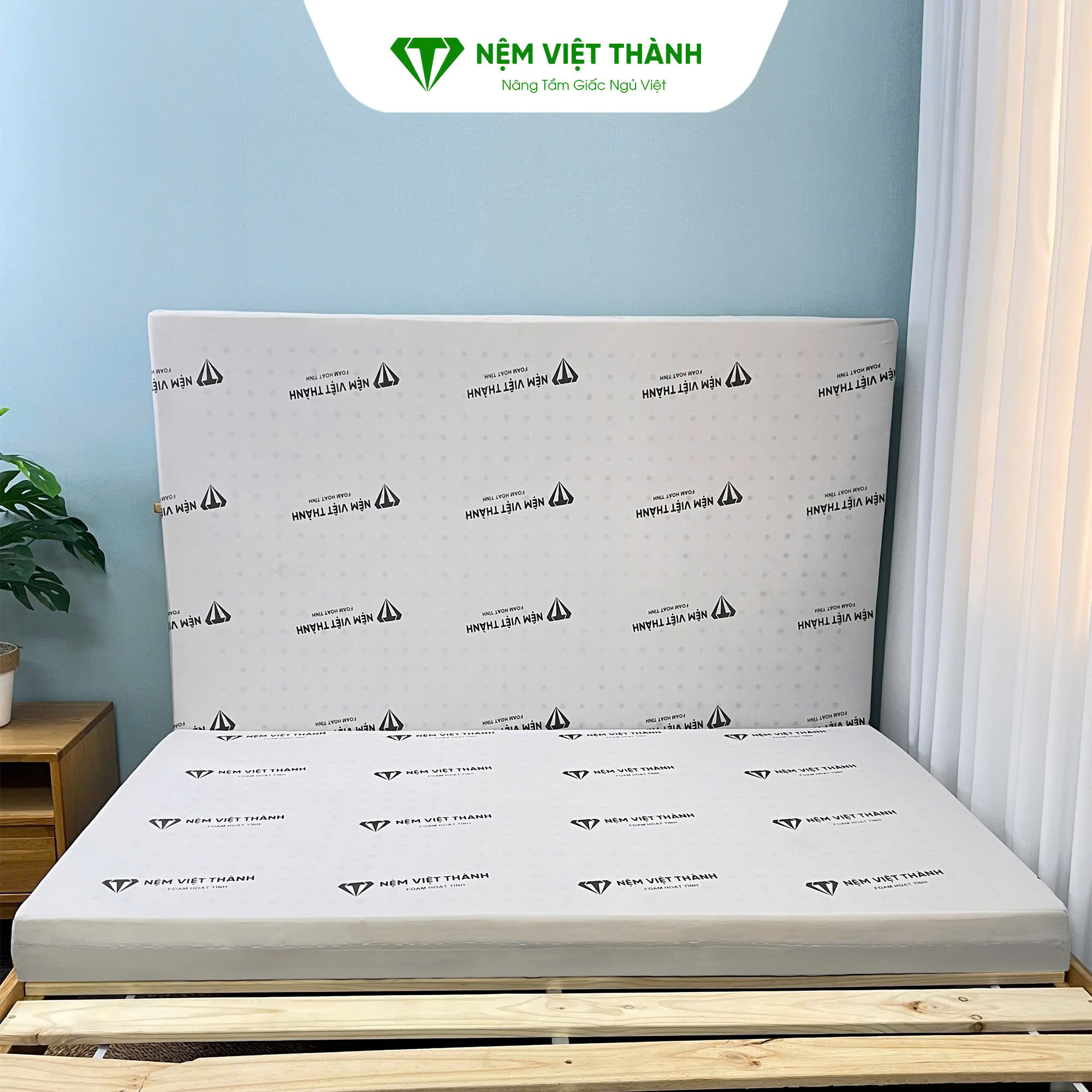 Nệm foam gấp 2 với thiết kế gấp gọn giúp linh hoạt hơn