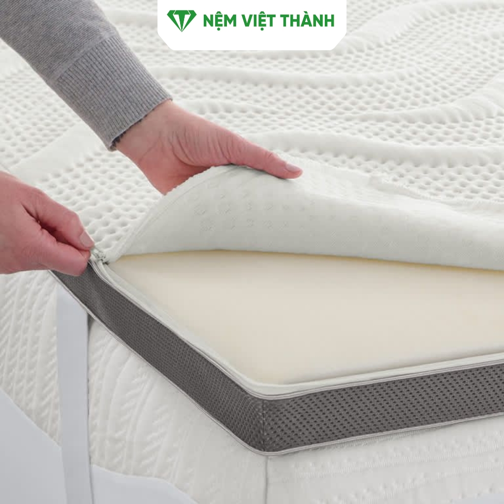 Đặc điểm nổi bật của nệm Memory Foam là gì chính là cấu tạo đa lớp foam hiện đại.