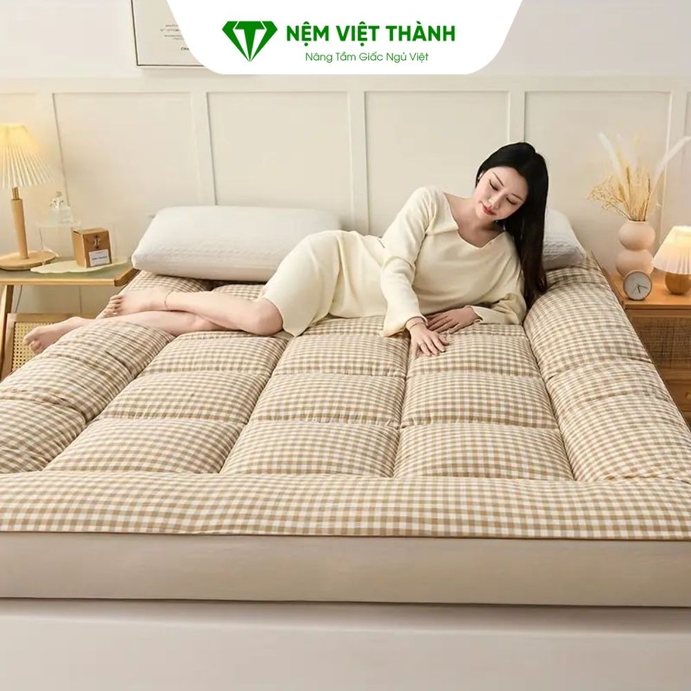 Nằm nệm dưới đất có tốt không?