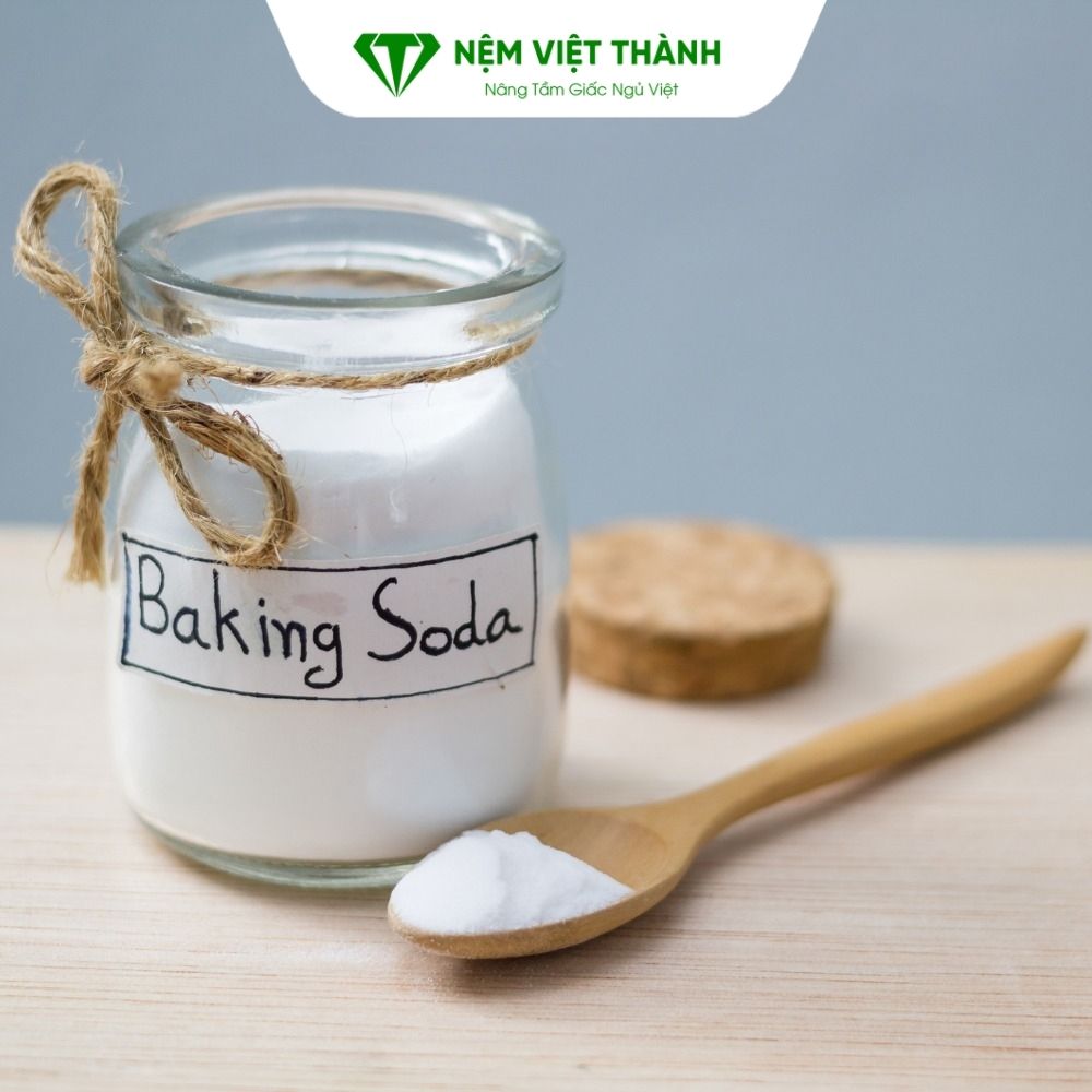 Dùng baking soda để khử mùi ẩm mốc của nệm