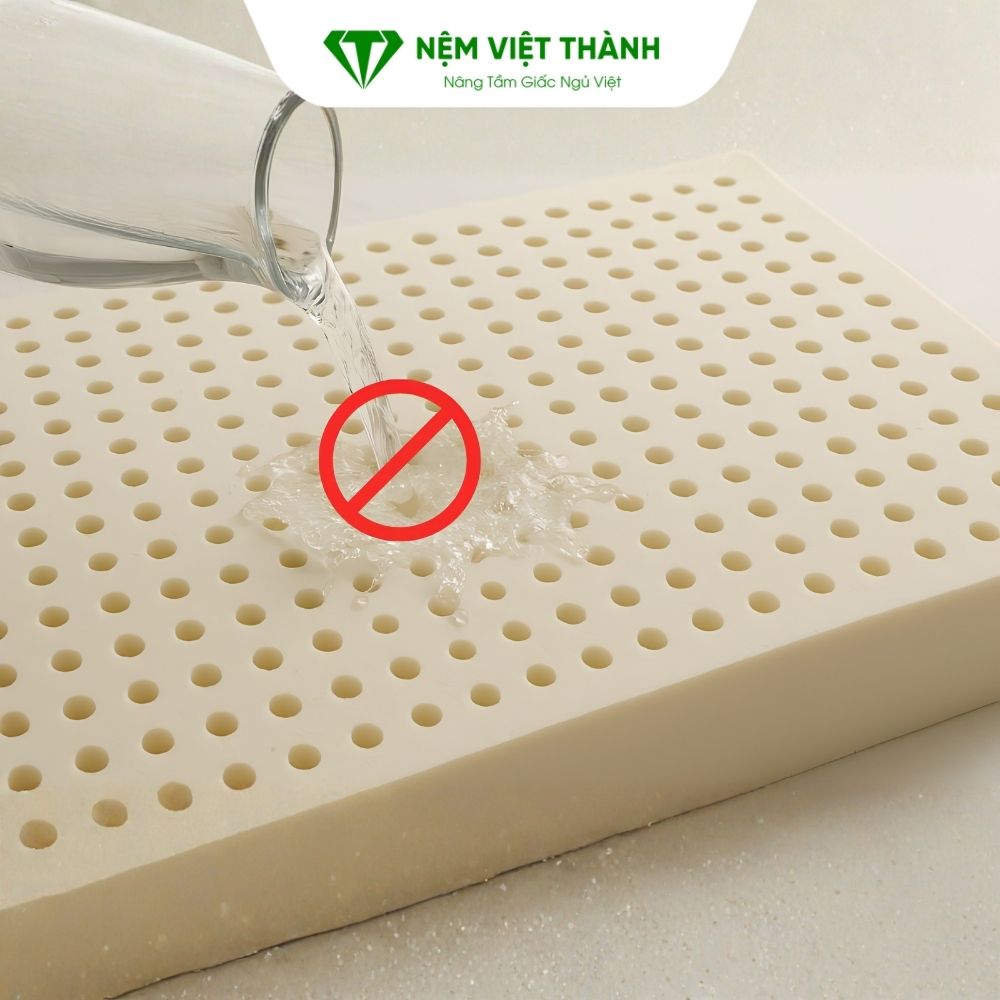 Chất tẩy rửa mạnh làm nệm cao su thiên nhiên nhanh xuống cấp