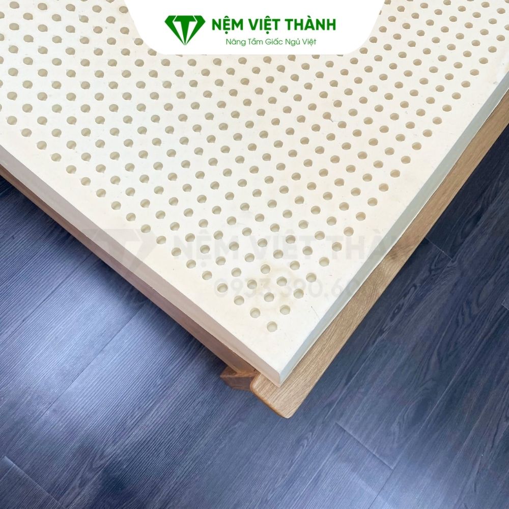 Mùi từ nguyên liệu cao su tự nhiên gây ra Mùi từ nguyên liệu cao su tự nhiên gây ra