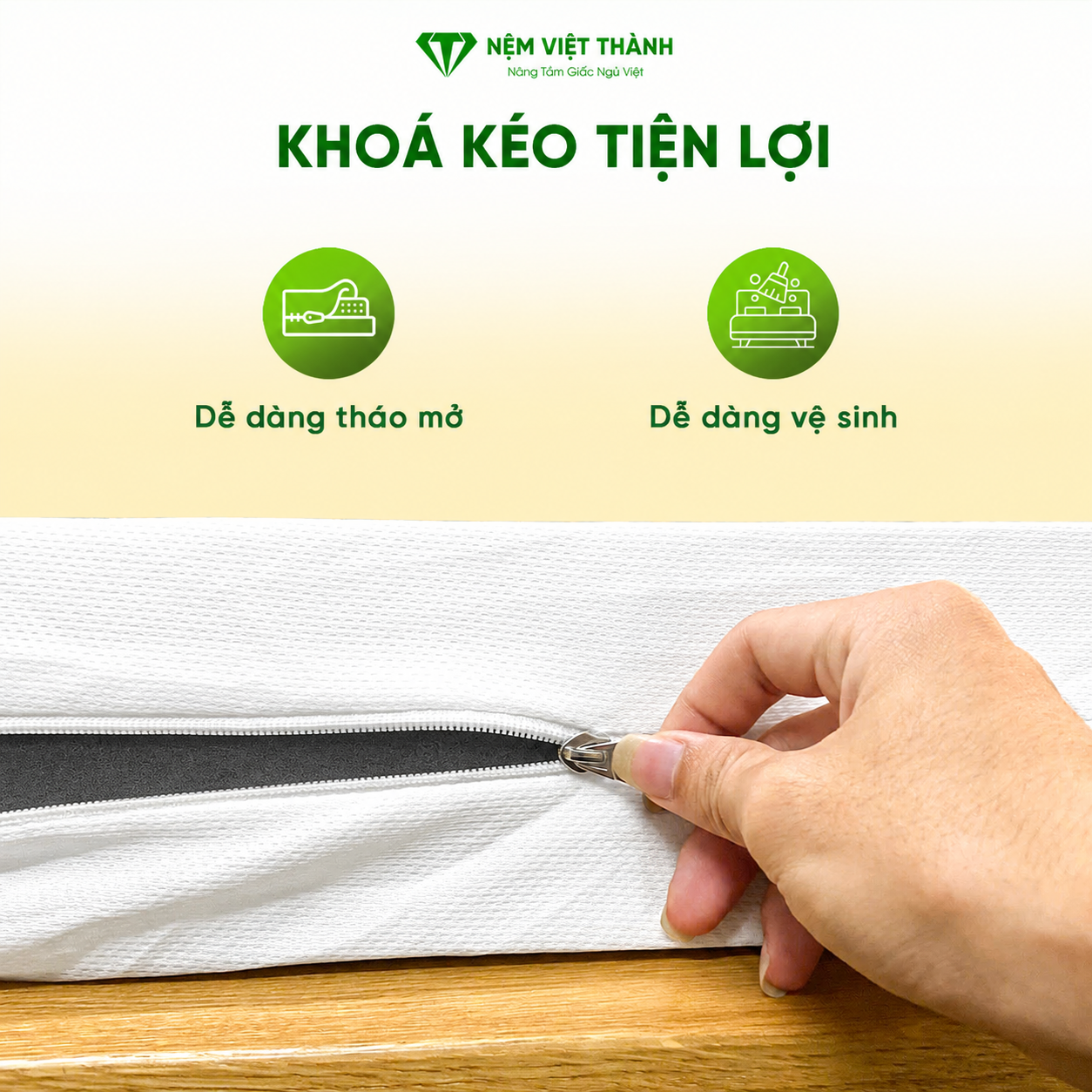 Nệm có khả năng thoáng khí tốt kết hợp với khóa kéo tiện lợi tạo cảm giác thoải mái khi nằm Nệm có khả năng thoáng khí tốt kết hợp với khóa kéo tiện lợi tạo cảm giác thoải mái khi nằm