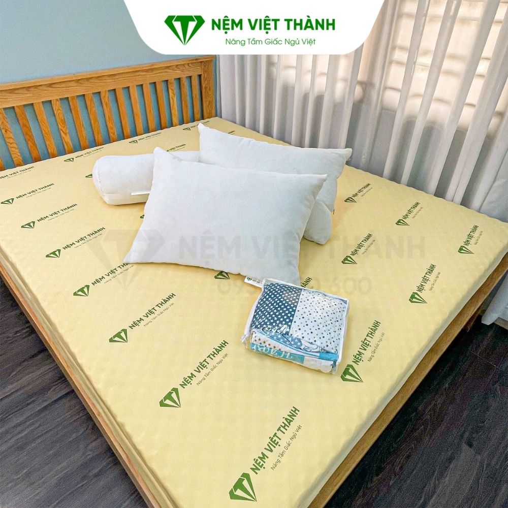 Xoay đầu nệm foam trung bình 6 tháng 1 lần Xoay đầu nệm foam trung bình 6 tháng 1 lần