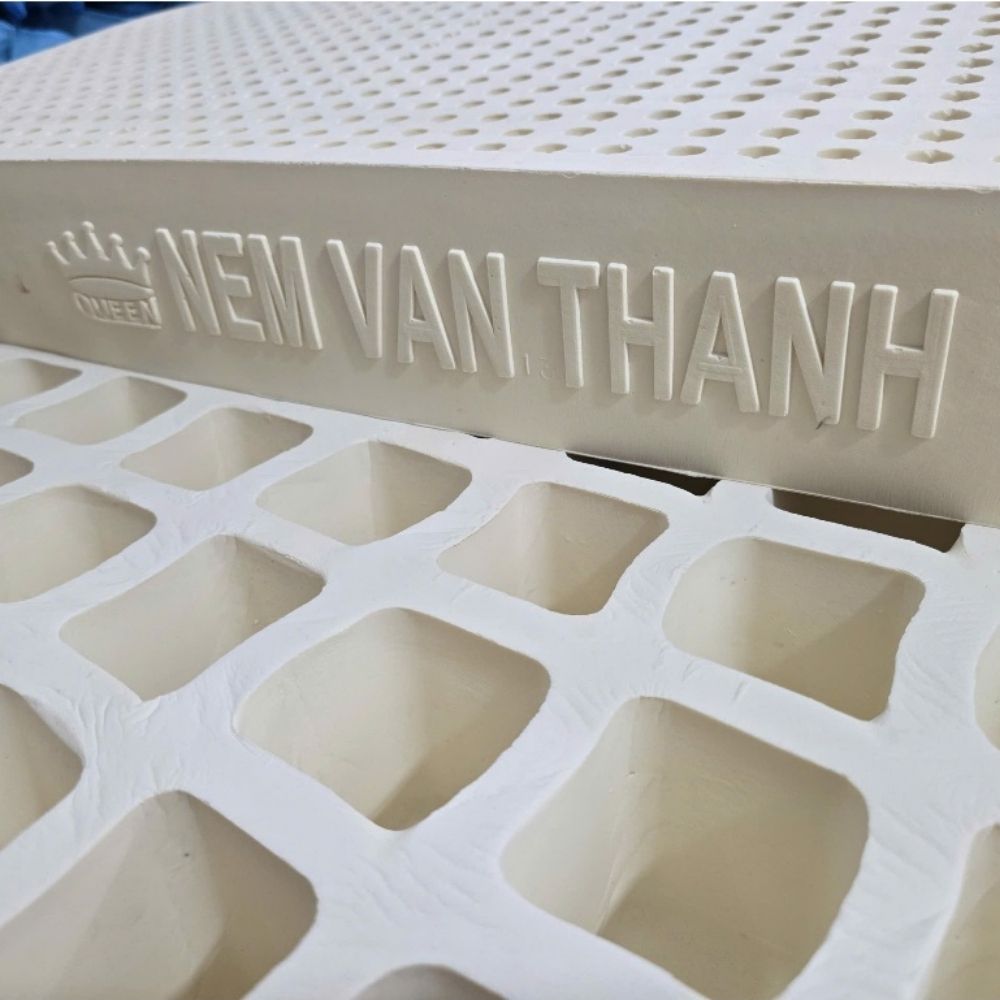 Nệm cao su thiên nhiên Vạn Thành